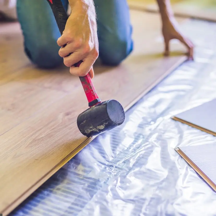 Agence M Com Marseille MENUISERIE POSE AGENCEMENT NIGIDA MPAN Pose de parquet Pose de parquet Cuges les Pins