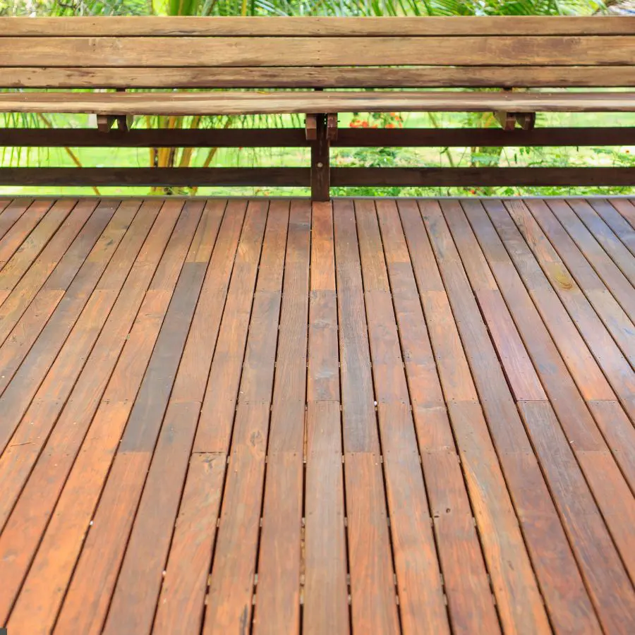 Agence M Com Marseille MENUISERIE POSE AGENCEMENT NIGIDA MPAN Pose de terrasse en bois Belcodène